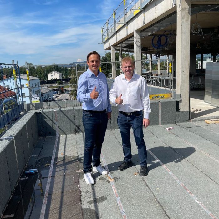 Michael Kottnig und Christian Schauer beim Bau des GBC Linz